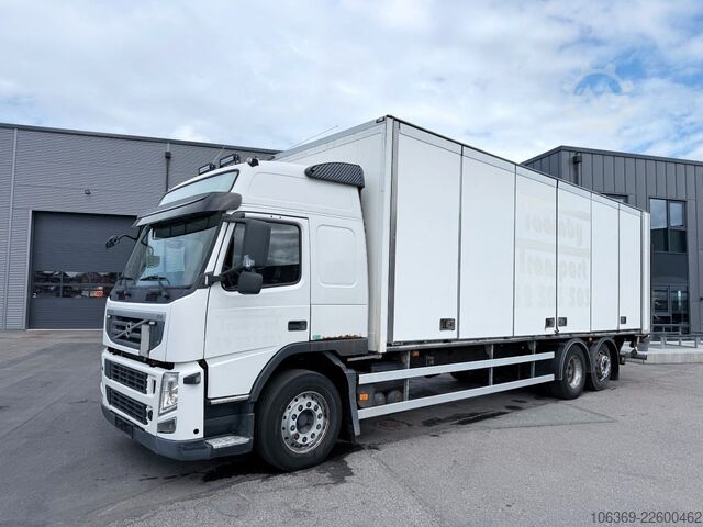 厢式货车 VOLVO FM 330 6x2*4 Side opening 8.7 m