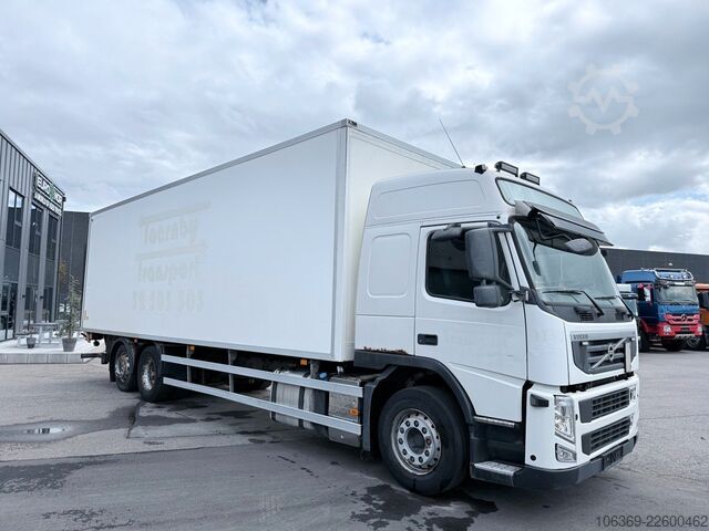 厢式货车 VOLVO FM 330 6x2*4 Side opening 8.7 m