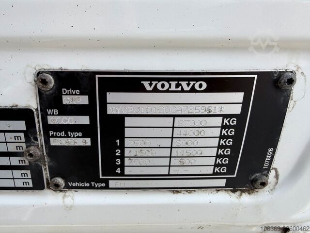 厢式货车 VOLVO FM 330 6x2*4 Side opening 8.7 m
