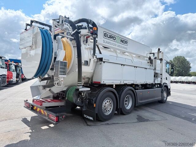 Camión cisterna de vacío SCANIA G420 B6x2*4NB Bucher FlexLine CM100