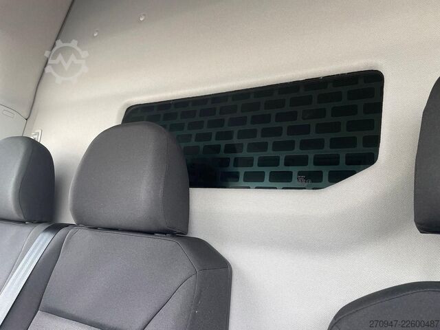 高顶厢式货车 VW Crafter 35 L3H3 4M LED AHK äden