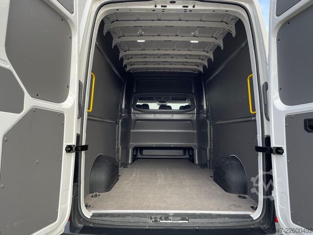 하이탑 밴 VW Crafter MIXTO 35 L4H3 NAV RFK äden
