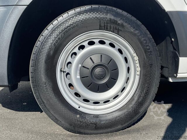 하이탑 밴 VW Crafter MIXTO 35 L4H3 NAV RFK äden