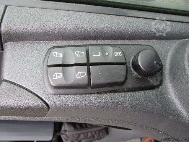 Кутија комбе MERCEDES-BENZ Atego 818L MP4*KLIMA+LBW+7,28m+1-Hand*