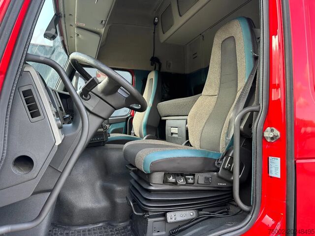 Sustancias peligrosas Volvo FM 420 Globetrotter, Night-Airco, ADR (FL, AT),...