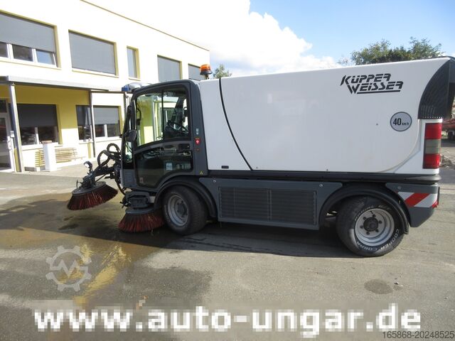 Balayeuse Boschung S3 Kehrmaschine urban sweeper Wildkraut