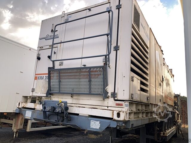 เครื่องรีไซเคิลยางมะตอย Wirtgen KMA 200