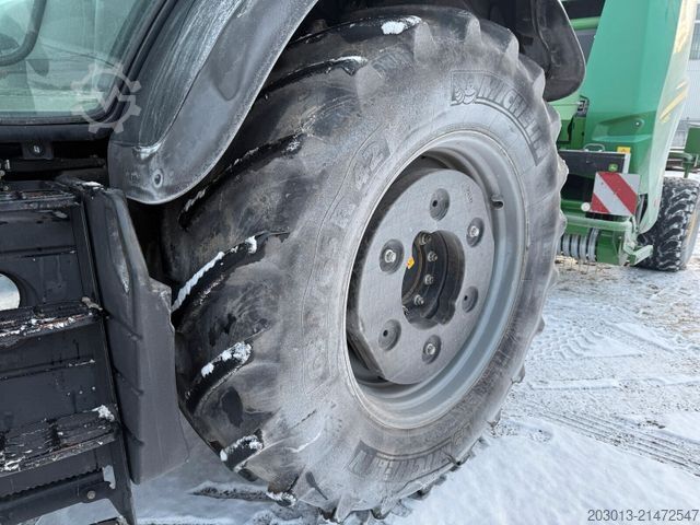 Máy kéo DEUTZ-FAHR Agrotron 7250 TTV VT52 Traktor
