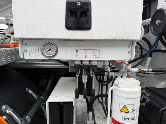 Xe bơm bê tông MERCEDES-BENZ Arocs 4146 8x4 PUMI SERMAC 4Z28