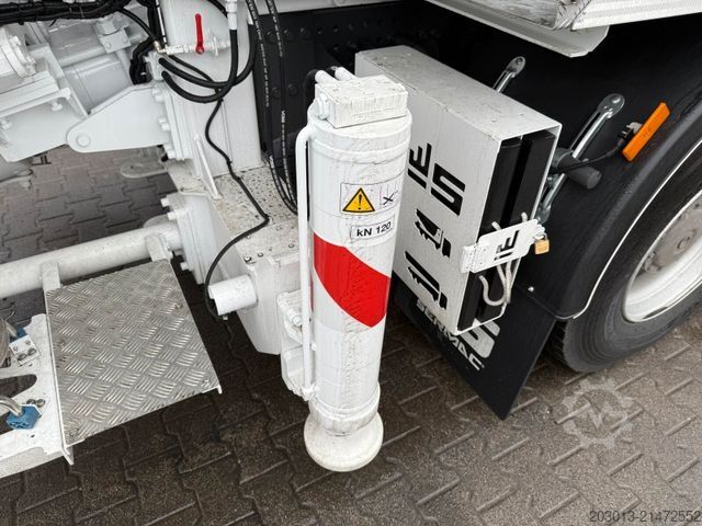 Xe bơm bê tông MERCEDES-BENZ Arocs 4146 8x4 PUMI SERMAC 4Z28