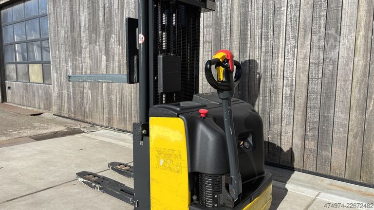Dobbeltdækker stabler med understøtning Komatsu CNI 14