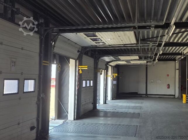 Nave desmontable con muelles de carga, 234 m² Industrial warehouse 36 x 6,5