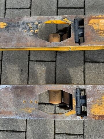 Xe nâng pallet điện Jungheinrich EJE 220 (Gabellänge 1800 mm!!!)