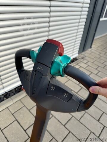 Elektrikli Paletli Transpaletler Jungheinrich EJE 220 (Gabellänge 1800 mm!!!)