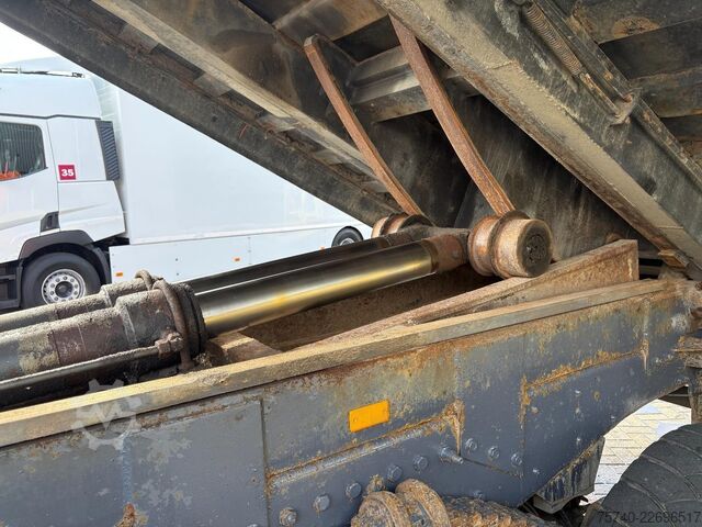 ডাম্প ট্রাক Mercedes-Benz SK 2638 + manual + spring + 6x4 + big axles