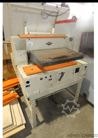 Memotong kertas Fortematic Papierschneidemaschine