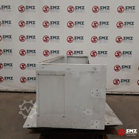 Bagian sasis Iveco Occ gereedschapskoffer 2400mm