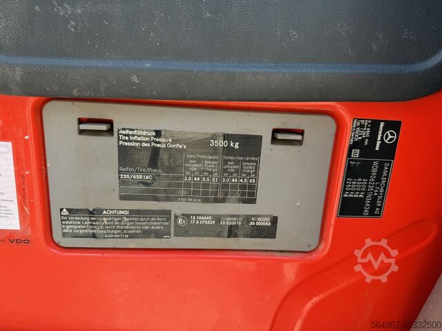 Firhjulstrækker Mercedes-Benz 311 Sprinter Pritsche DOKA AHK