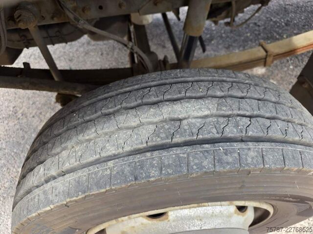 Radna platforma montirana na kamionu IVECO 80E80 Hubsteiger ESDA Typ TG 1800
