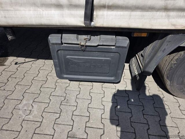 Open semitrailer with tarp KRONE Gardine Lowliner, Joloda-Schienen, Hubdach