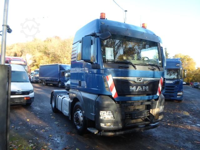 Standardni vlačilec MAN TGX 18.500/ 4x4/HAD