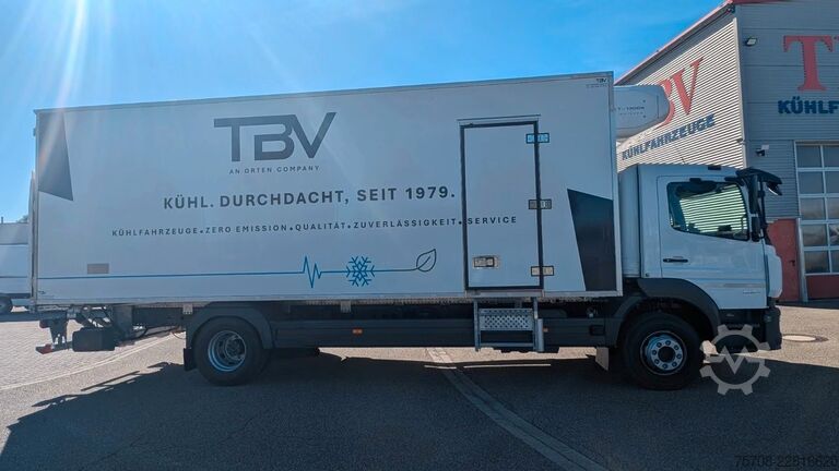Ledusskapja kravas automašīna MERCEDES-BENZ Atego 1624 Kühlkoffer Thermo King