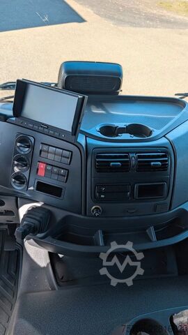 Ledusskapja kravas automašīna MERCEDES-BENZ Atego 1624 Kühlkoffer Thermo King