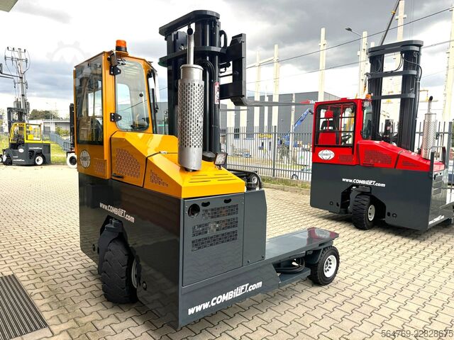 Stivuitor cu patru direcții Combilift C4000 /2008 /Diesel/ Only 6262 hours