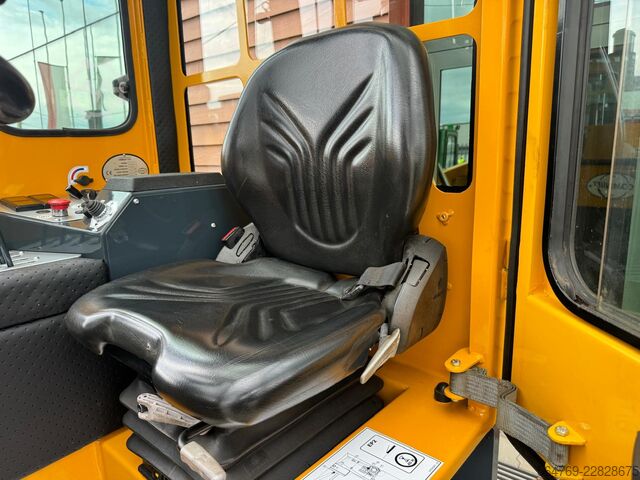 Stivuitor cu patru direcții Combilift C4000 /2008 /Diesel/ Only 6262 hours