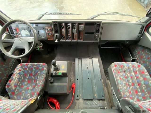 Þungur vörubíll MERCEDES-BENZ SK 2638 6x2 Lenk/Liftachse Blatt/Luft