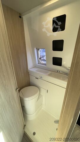 קראוון/קמפר Fiat Weinsberg Carabus 600 K | 4 Posti Letto | Completamente Attrezzato