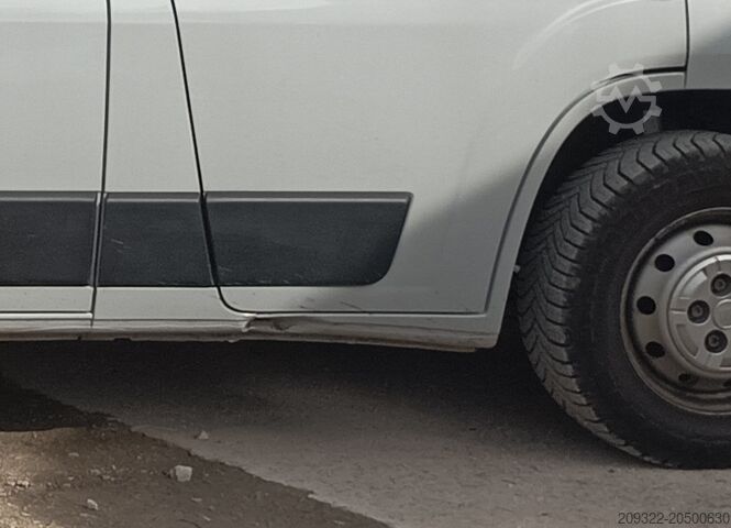 קראוון/קמפר Fiat Weinsberg Carabus 600 K | 4 Posti Letto | Completamente Attrezzato