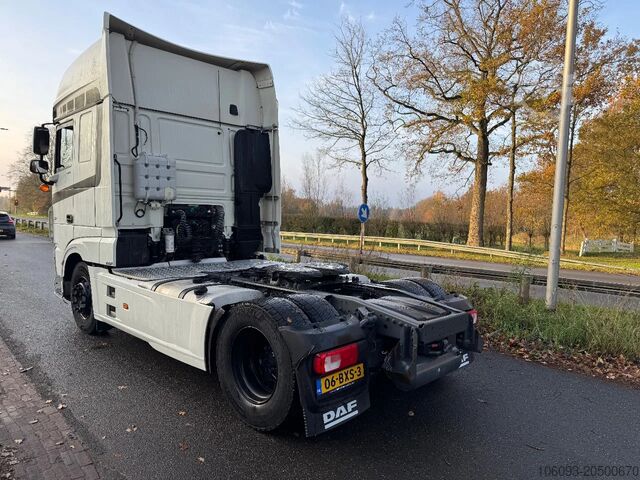 SZM סטנדרטי DAF XF 480 Superspacecab