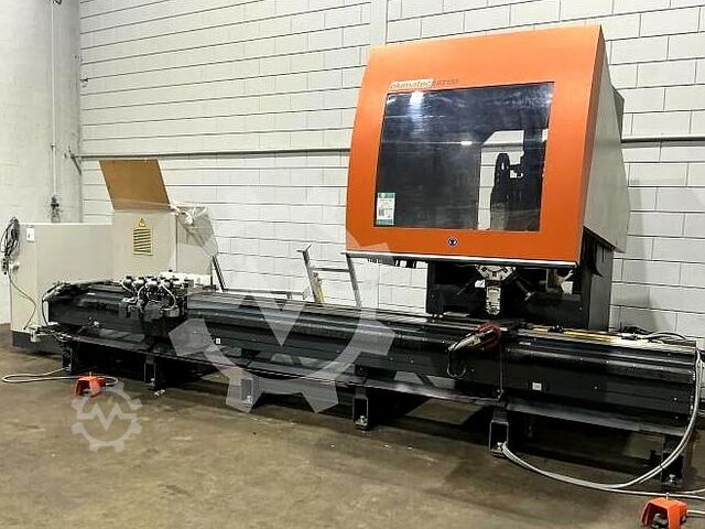 सीएनसी क्षैतिज मशीनिंग केंद्र Elumatec SBZ 130
