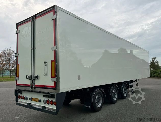 Reefer semitrailer  Other HTF  3-AS  HEIWO  1345 x 250 x 265 CM   ST
