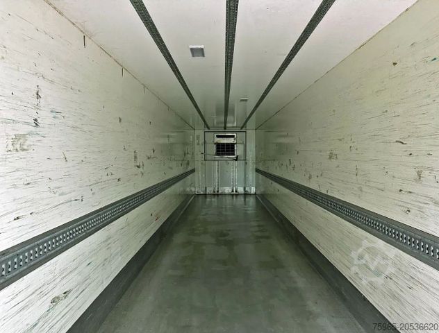 Reefer semitrailer  Other HTF  3-AS  HEIWO  1345 x 250 x 265 CM   ST