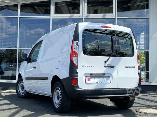 Renault Kangoo 3 Sitze Benzin Klima PDC hinten