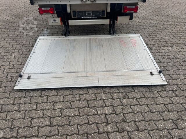 Фургон-рефрижератор IVECO Daily 35C14 Tiefkühlkoffer mit LBW **Carrier***
