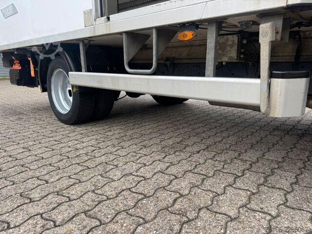 Фургон-рефрижератор IVECO Daily 35C14 Tiefkühlkoffer mit LBW **Carrier***
