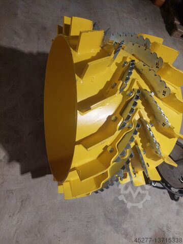 Debarker infeed-outfeed rollers 