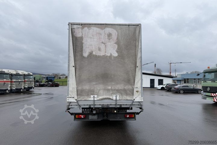 Flatbed truck with tarp DAF LF 220 108 4x2 Blache