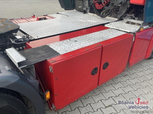 Vaarallisten aineiden kuorma-auto Scania R 450 A4x2NA DIFF-L RETARDER ADR-FL PARK AIRCO