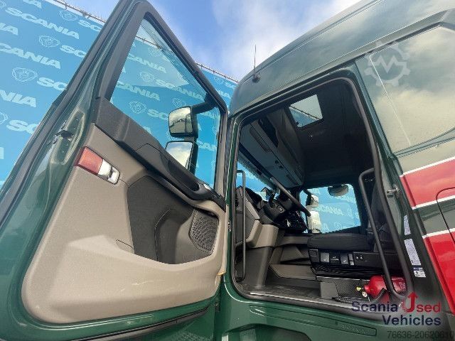 Vaarallisten aineiden kuorma-auto Scania R 450 A4x2NA DIFF-L RETARDER ADR-FL PARK AIRCO