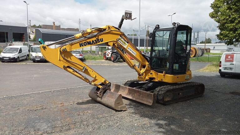 Mini-escavadora < 7t Komatsu PC55MR-5E0 with 3 buckets