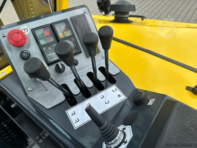 Fyrvägsstaplare Combilift CB4500//2019 year // Triplex 6400 mm