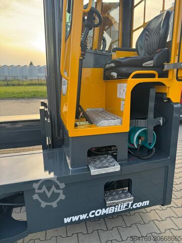 Četrvirzienu iekrāvēja kravas automašīna Combilift C6000 / LPG / 2017 year/ Free lift