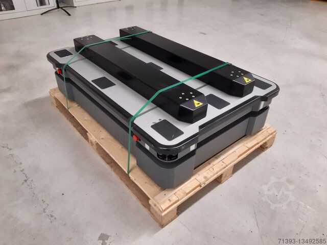 Robot industrial MiR MiR500 EU pallet lift