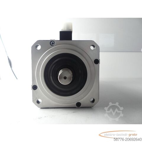 Fanuci mootor Fanuc A06B-0128-B677 AC Servo Motor SN: C113ZM5473 --