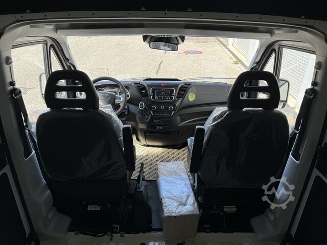 Sandučar Iveco 100% Sperre 4x4 DAILY 50C18H A8 V-H2 AX