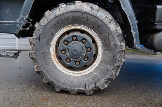 Trostani kiperski kamion MAN 7731